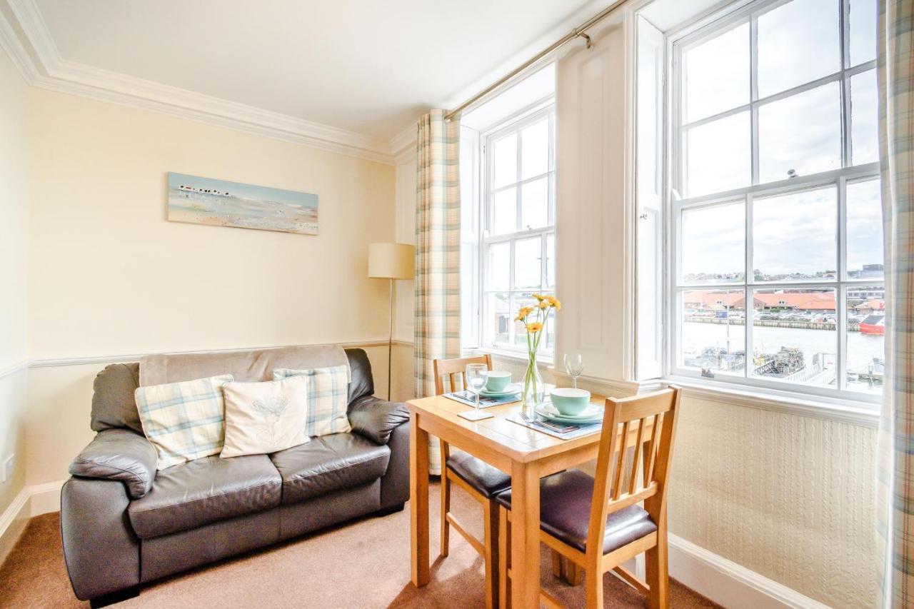 What A View At Quayside Apartment Whitby Exteriör bild