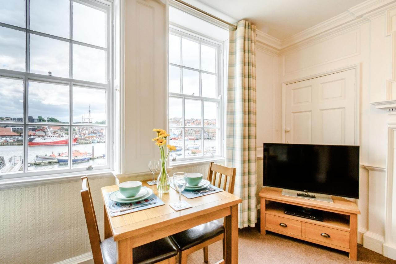 What A View At Quayside Apartment Whitby Exteriör bild